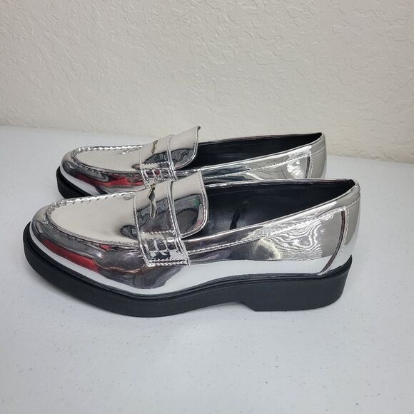 Worthington Ellen Patent Leather Silver Loafers - Picture 1 of 7